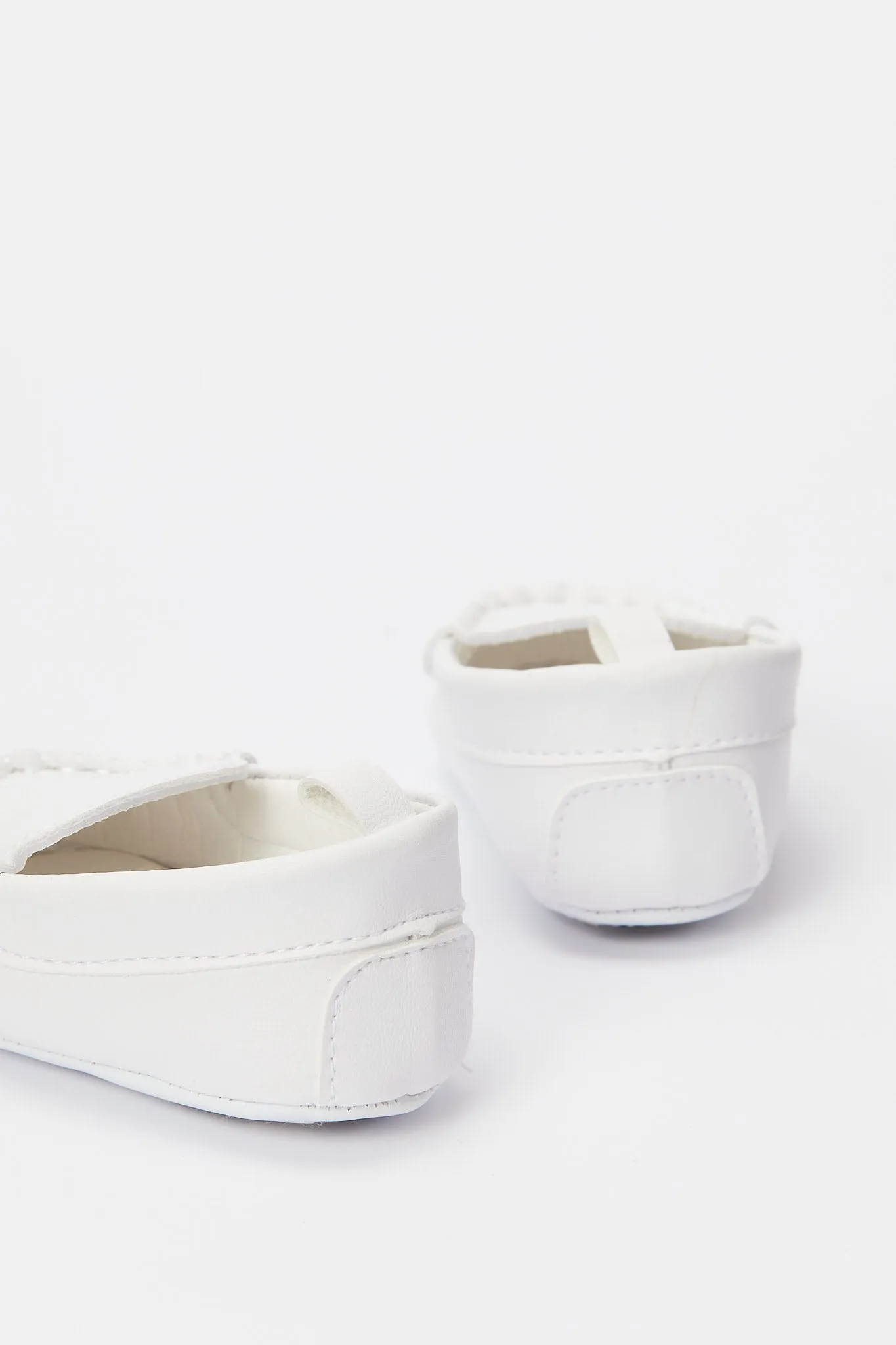 Baby White Plain Pram Shoe