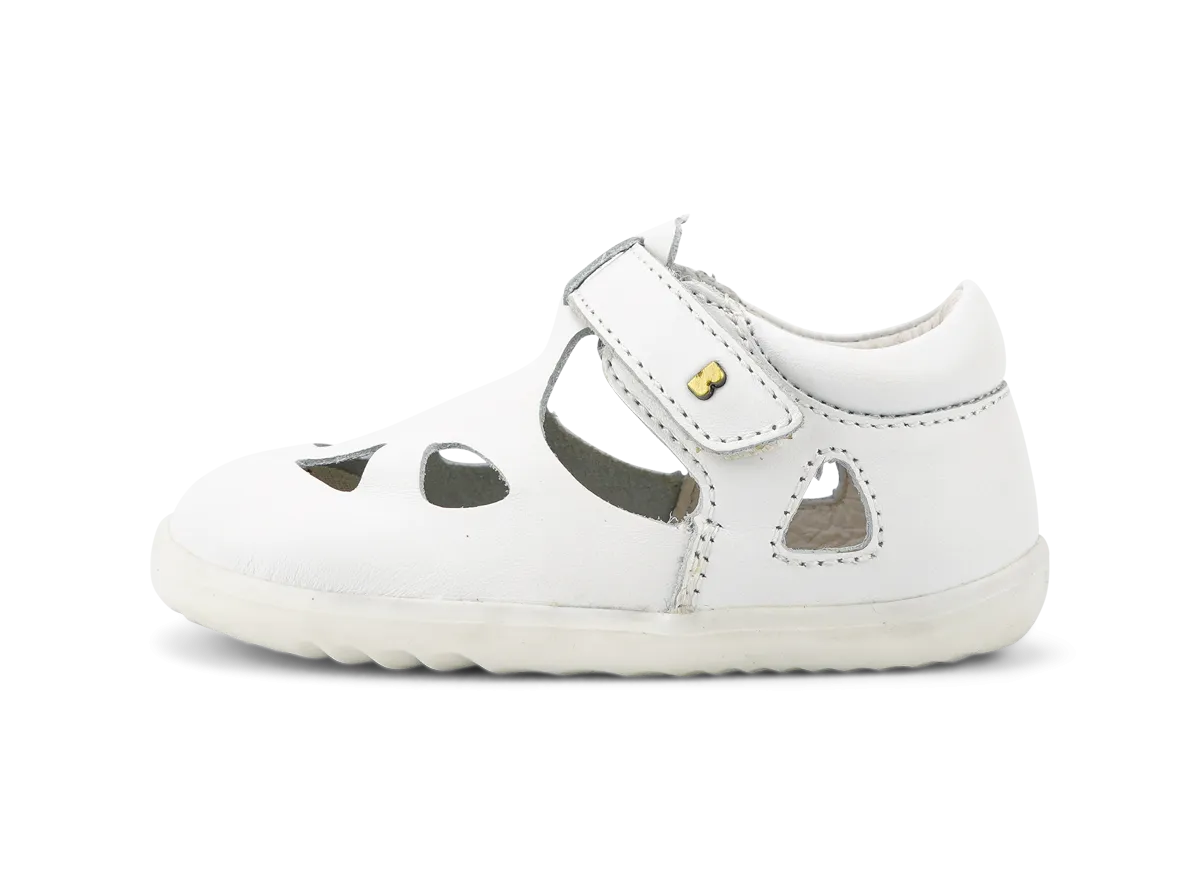 Bobux Zap Infant Boys Girls White Summer Shoe