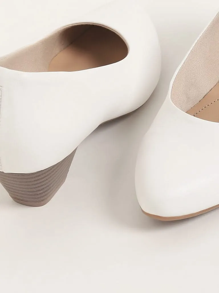 LUNA BLU White Pump Shoes