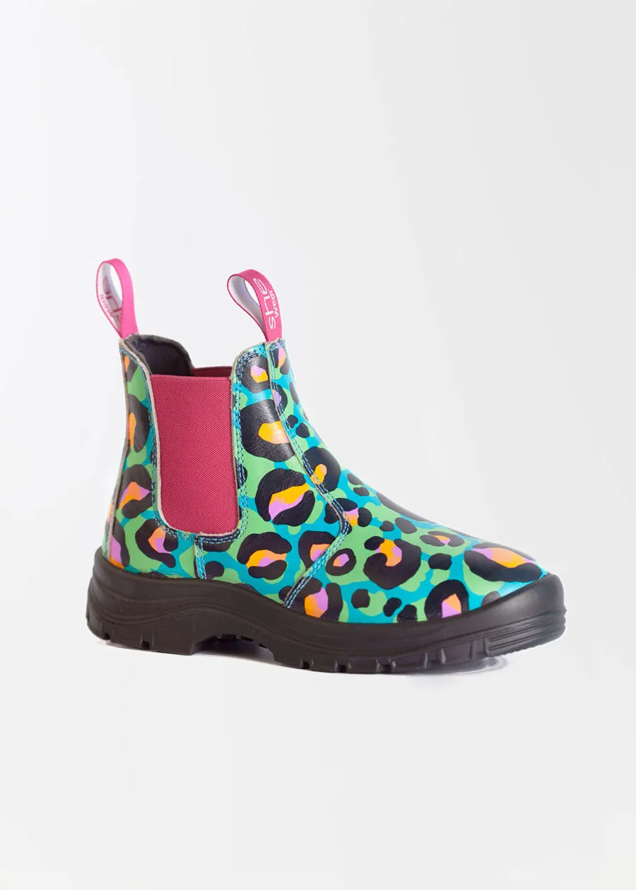 Uplifts: she wear x Kasey Rainbow lifestyle boot